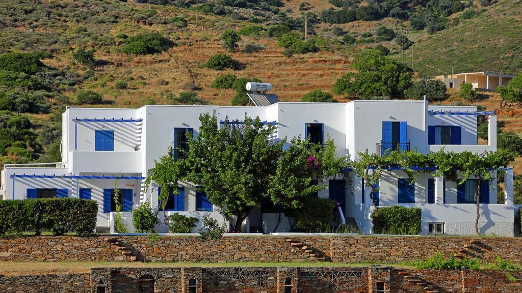 Spanos Apartments Áyios Pétros Exterior photo